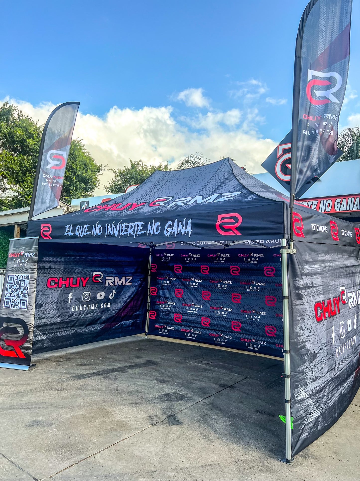 10x15 Tent Setup