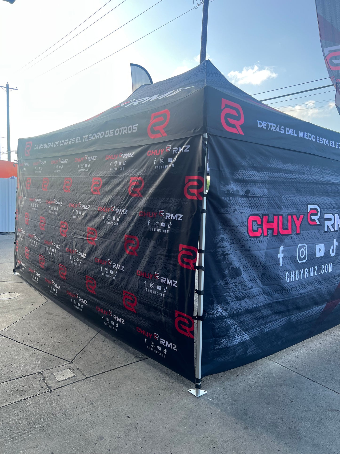10x15 Tent Setup